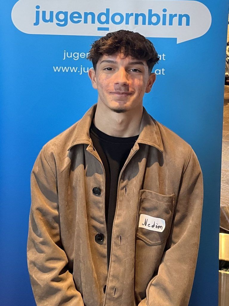Gemeinsam für mehr Respekt: Nedim Kocabay, 15 Jahre, Poli Dornbirn: Wir haben den Mobbing-Workshop schon in der Schule gehabt, aber trotzdem war es interessant, nochmal alles zu wiederholen, da man einiges wieder vergessen hatte. So wurde mir noch einmal gezeigt, wie wichtig es ist, Zivilcourage zu zeigen.
