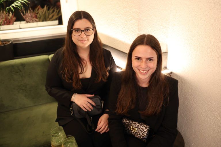 Tarot-Motive als Kunstwerke: Lara und Lisa Buttazoni.