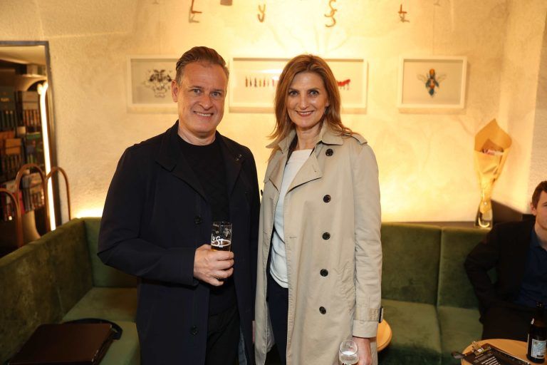 Tarot-Motive als Kunstwerke: Andreas Larcher und Anita Greber.