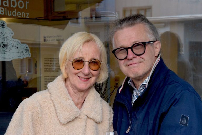 Ein Haus, das Geschichte atmet: Inge Kager und Herbert Ganahl
