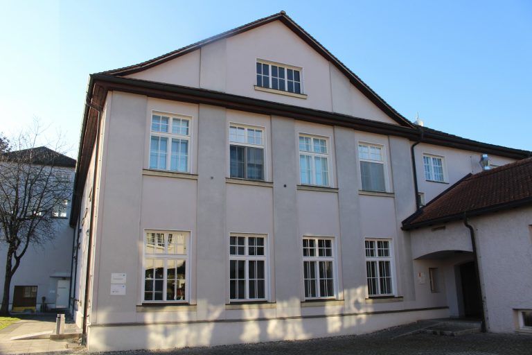 Frauen-Power für Lauterachs Wahlsieger: Bereits begonnen haben die Adaptierungsarbeiten in der Alten Seifenfabrik, wo der Veranstaltungssaal für Kindergartengruppen und Kleinkinderbetreuung umgebaut wird. Schon im September soll hier gestartet werden. STP