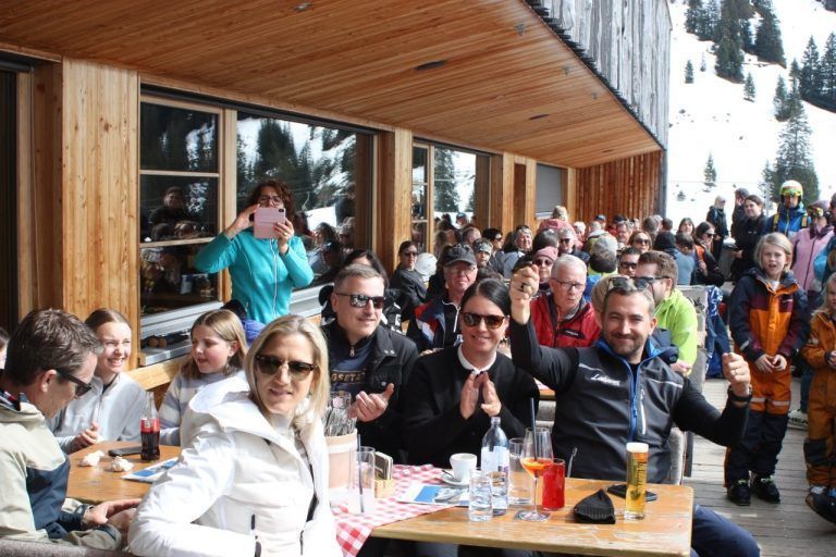 Laterns: Neue Leitung, mehr Gäste, klare Vision: Abschlussparty in der Falba Stuba.
