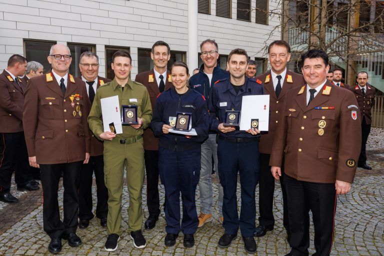 Prüfungsabschluss Feuerwehr-Leistungsabzeichen Gold