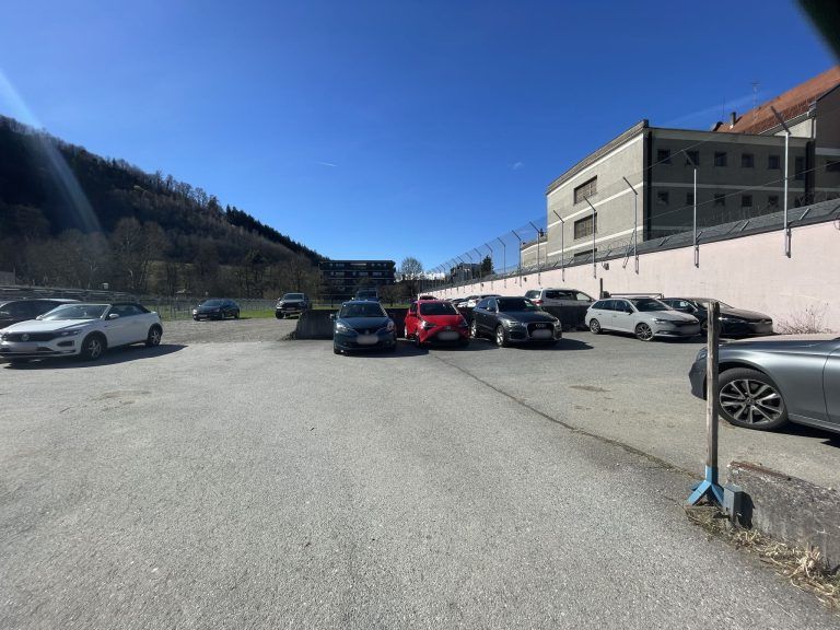 Landesgericht, Parkplatzsituation, Montfortbrücke Brückenbau