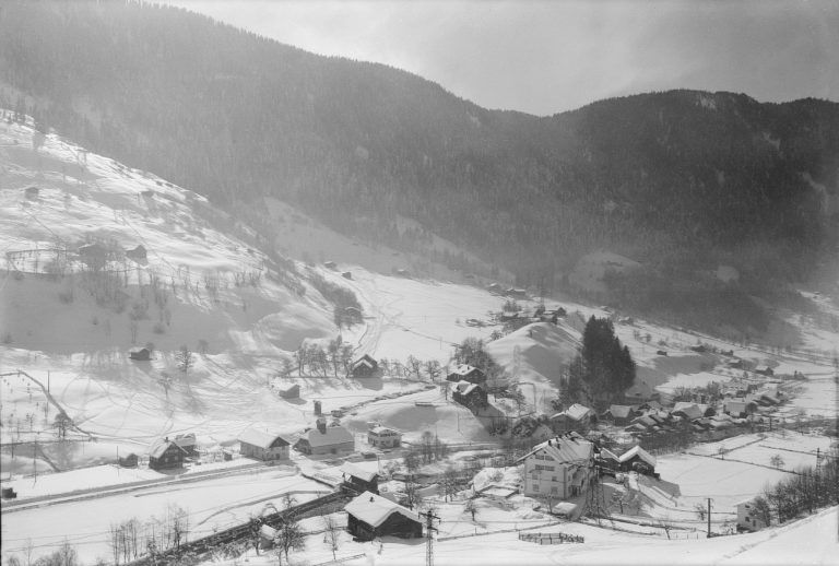Dalaas am Arlberg mit Skilift