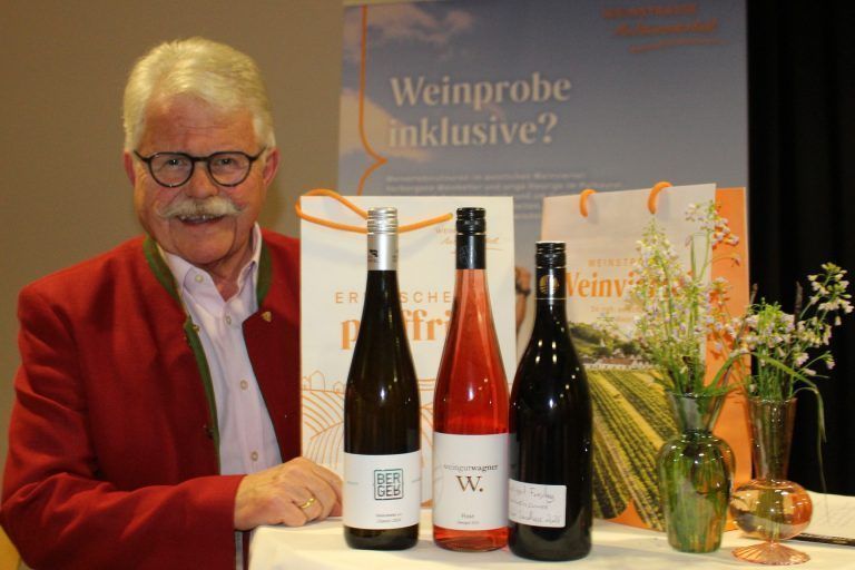 „Wäldar Win 25“ kommt aus neuen Kellern: Seit 33 Jahren an der Spitze des Sommeliervereins ein Pionier der Weinkultur-Entwicklung – Willi Hirsch ist auch bei der Wäldar-Win-Kür ein versierter Begleiter und präsentierte auch die Siegerweine.