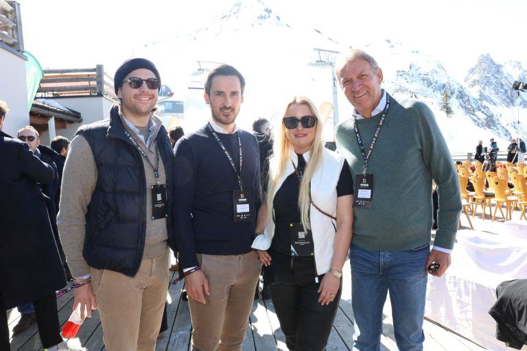Zusammenarbeit hat allein Zukunft: Niclas Deuring, Mario Bischof, Valerie Vonbank und Werner Deuring.