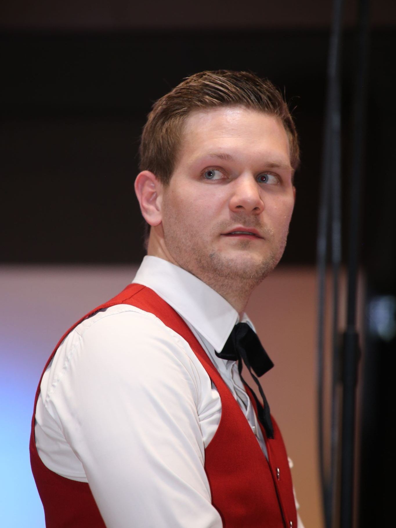 Gemeindesaal avanciert zum Konzerthaus: Kapellmeister Lucas Oberer gibt sich diesmal auch als Solist ein Stelldichein.