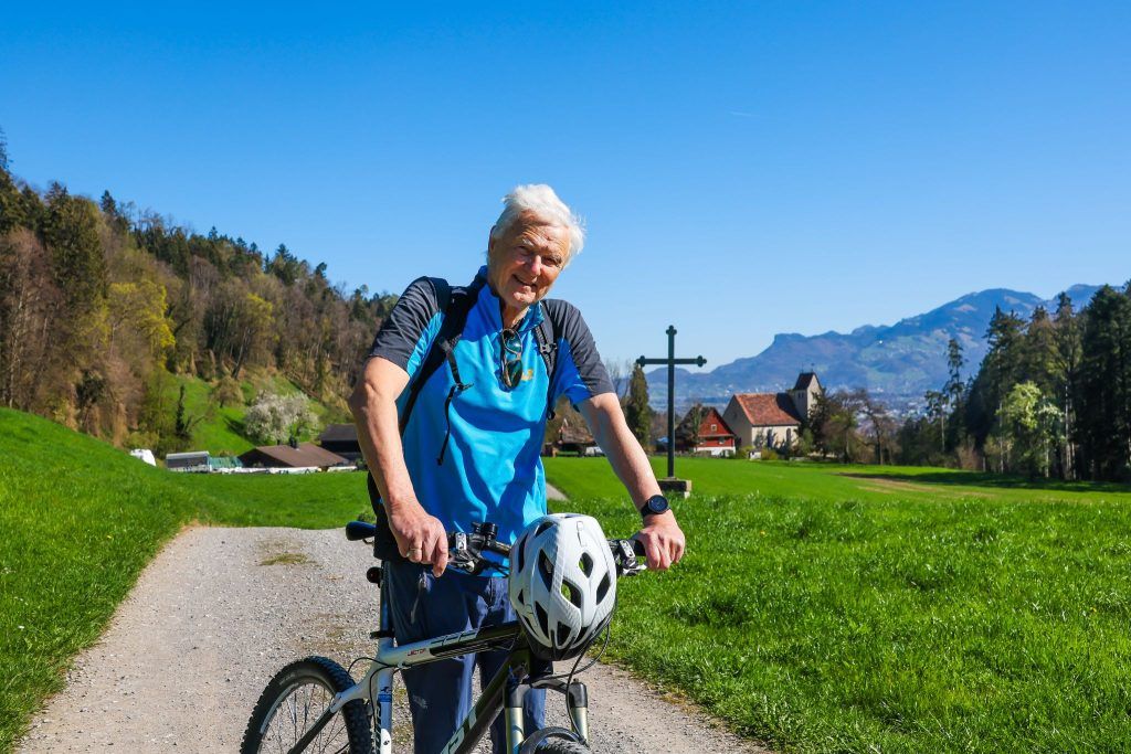Carbon statt Couch – So radelt dieser 73-Jährige durch Vorarlberg