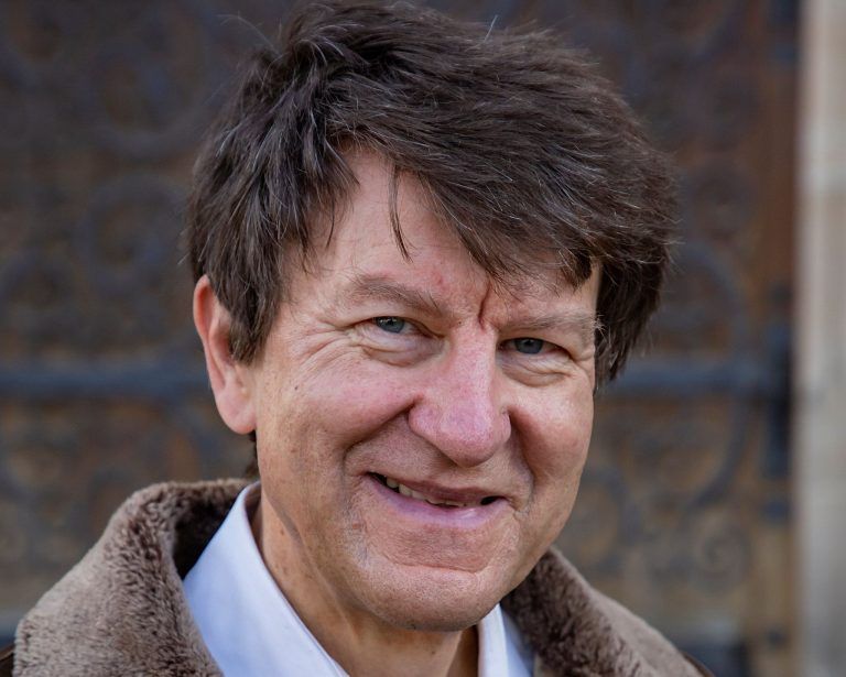 Organist Helmut Binder lädt wieder zum beliebten Orgelkonzert in die Evangelische Kirche ein. 