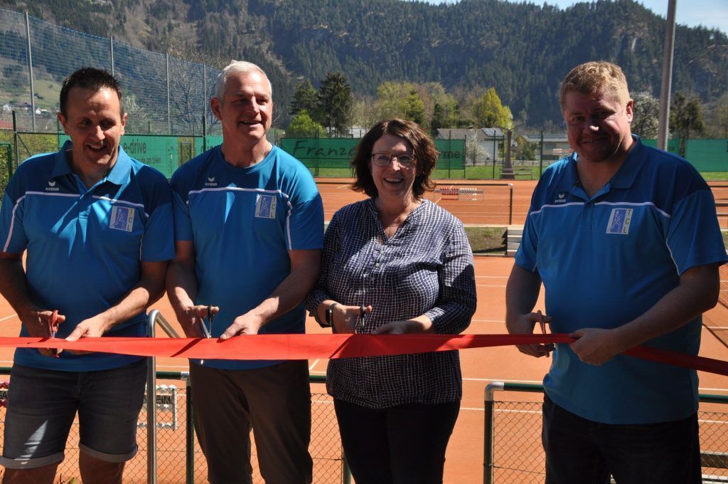 Feierliche Platzeröffnung beim Tennisclub Ludesch