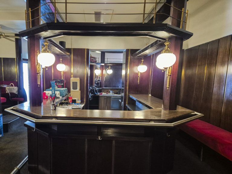 Piccadilly Bar