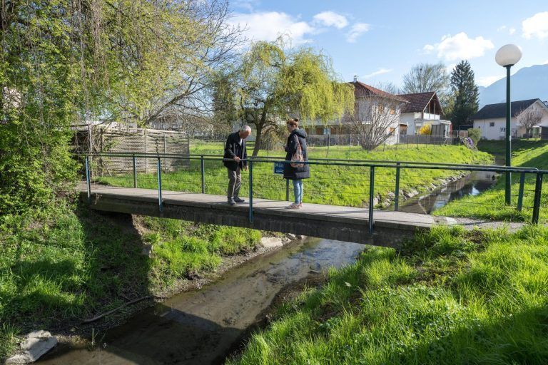 Gefährliche Brücke in Altach: Anwohner schlägt Alarm und fordert Sicherungsmaßnahmen