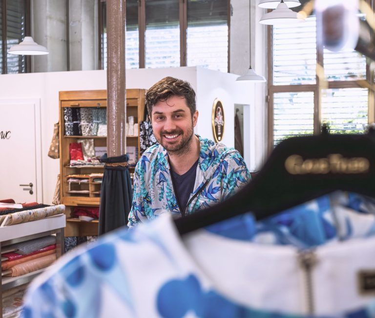 Fashion Pop up Claus Tyler Hofer Hecht Stickerei