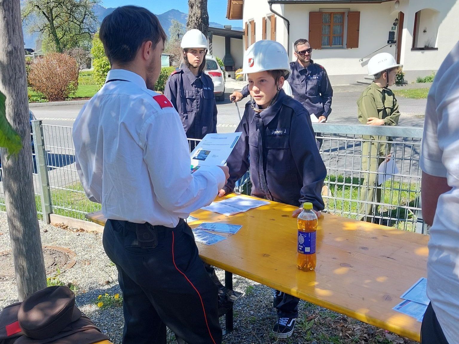 Feuerwehrjugend zeigt Zukunftspotenzial beim Wissenstest in Weiler