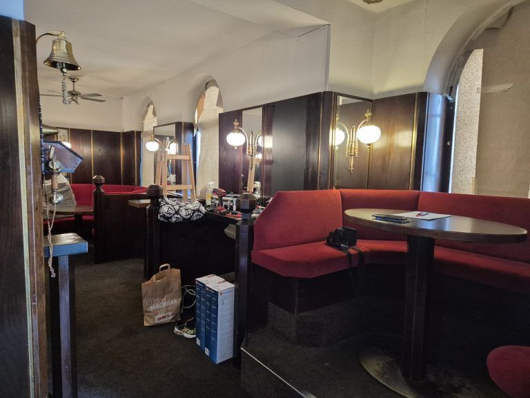 Piccadilly Bar