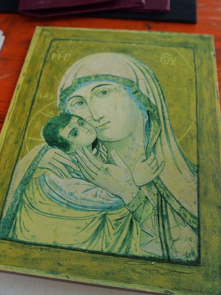 Göfis ließ Gutenberg hochleben: Bezaubernde Drucke waren gegen Spenden erhältlich.