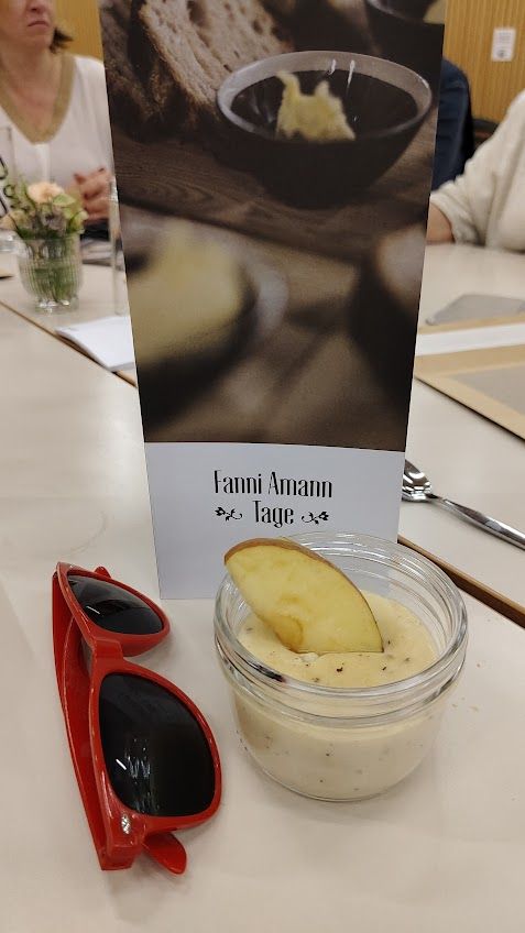 Kriminalistisches und kulinarisches Gespür: Köstliche Nachspeise im Menu.