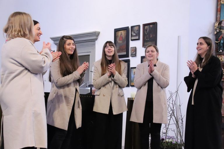 Ein Vierteljahrhundert Chormusik: Das Sextett "Ingsunga" freute sich über die Einladung zum Jubiläumskonzert. (Foto: NAM)