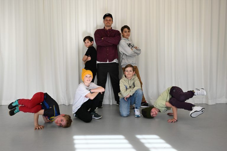 Bei Willi Brozmann lernen schon die kleinsten Breaker richtig coole Moves.