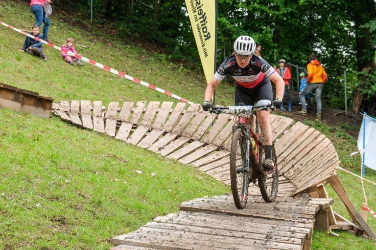 Volles Tempo auf Berg und Stadt : Das Zanzenbergrennen ist bekannt für seine spektakuläre Strecke.