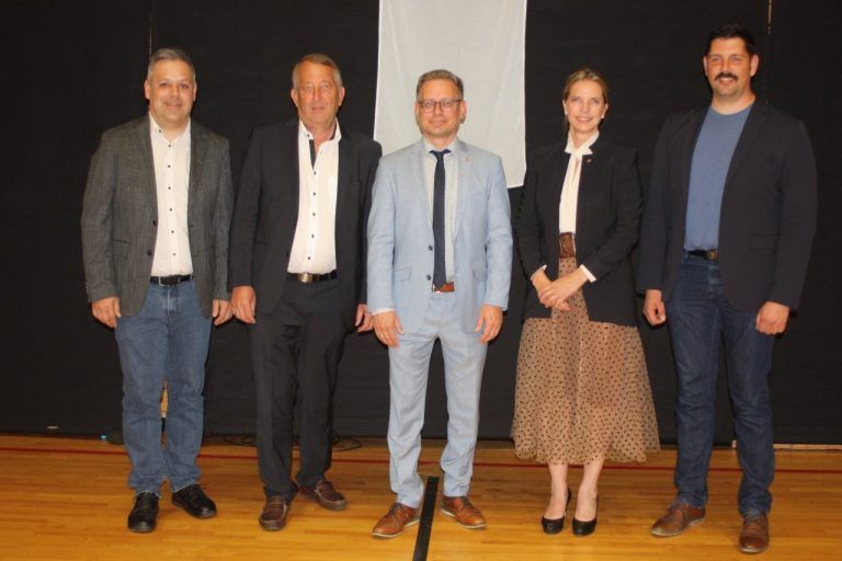 Sulz setzt auf Kontinuität und Zukunft: Neuer gewählter Sulner Gemeindevorstand.