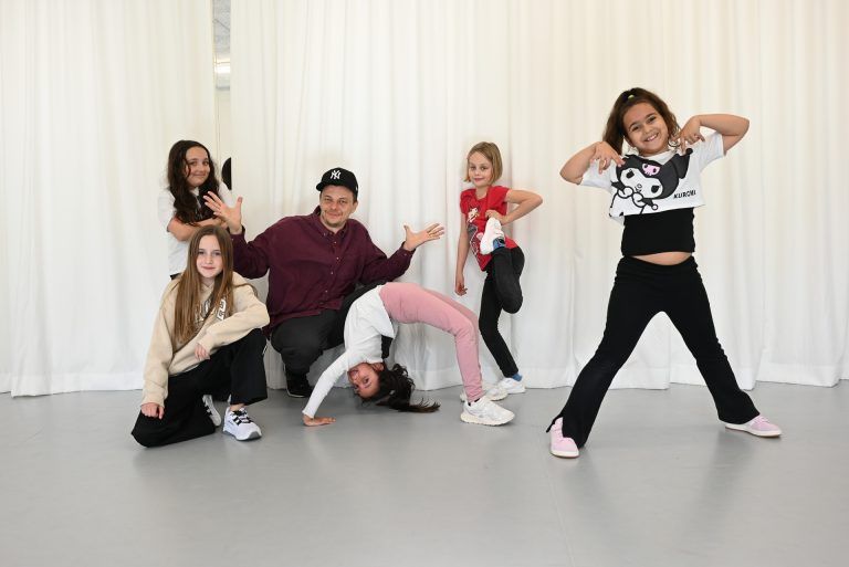 Von Breaking und anderen coolen Moves: Marie, Cataleya, Marie, Zülal und Liva kommen gern zum Hip-Hop-Kurs.