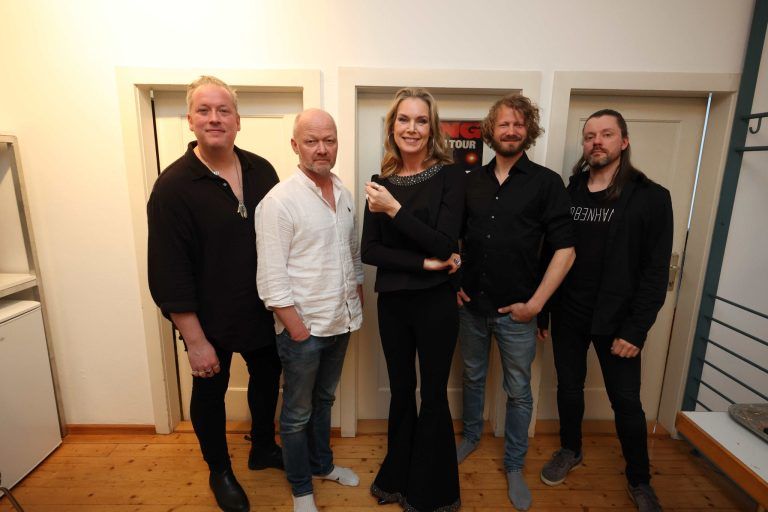 Sensationelles Konzerterlebnis: Tommy Kristiansen, Rune Amesen, Rebekka Bakken, Even Ovmestud und Eirik Tovsrud Knntsen.