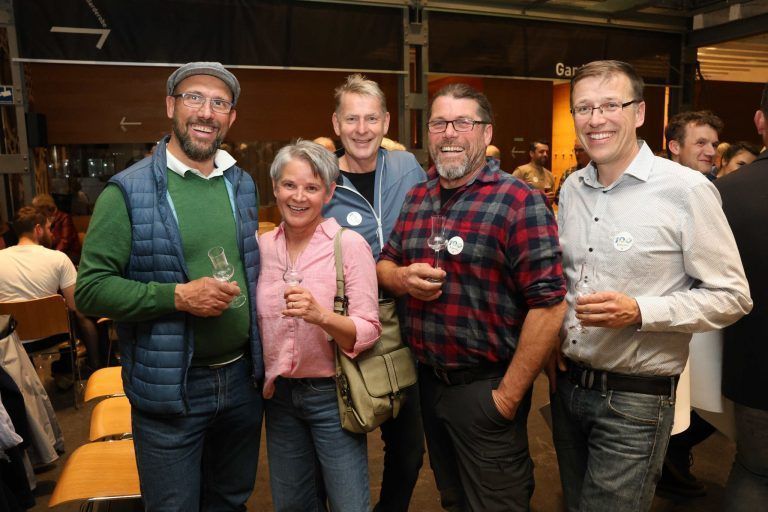 Enge Rennen auf hohem Niveau: Thoralf und Andrea Schwarz, Reinhard Maurer, Grebers Willi und Mathias Huber von der Brennereigemeinschaft Huber/Greber in Wolfurt.