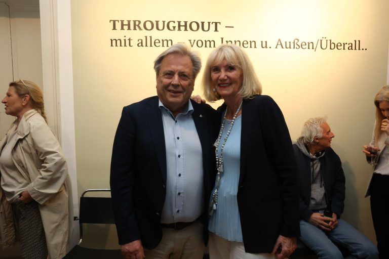 Schwerere Kost bei Gfader-Vernissage: Kurt Pichler und Ingeborg Furxer.