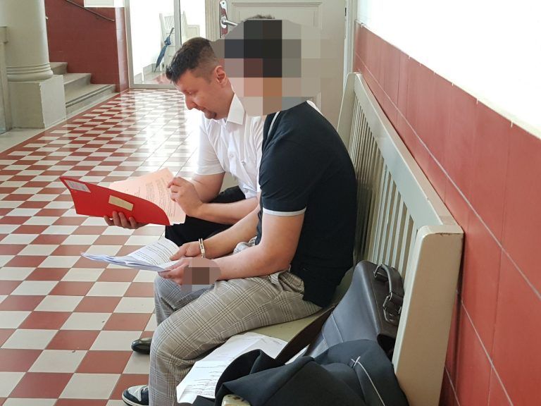 Angeklagter Falschgeld 2