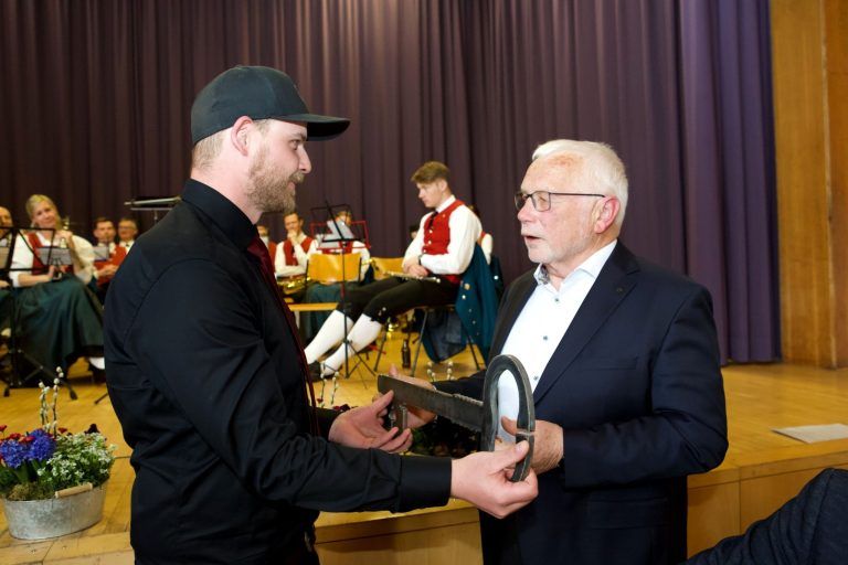 Konstituierende Sitzung Weiler, Bürgermeister Simeon Summer