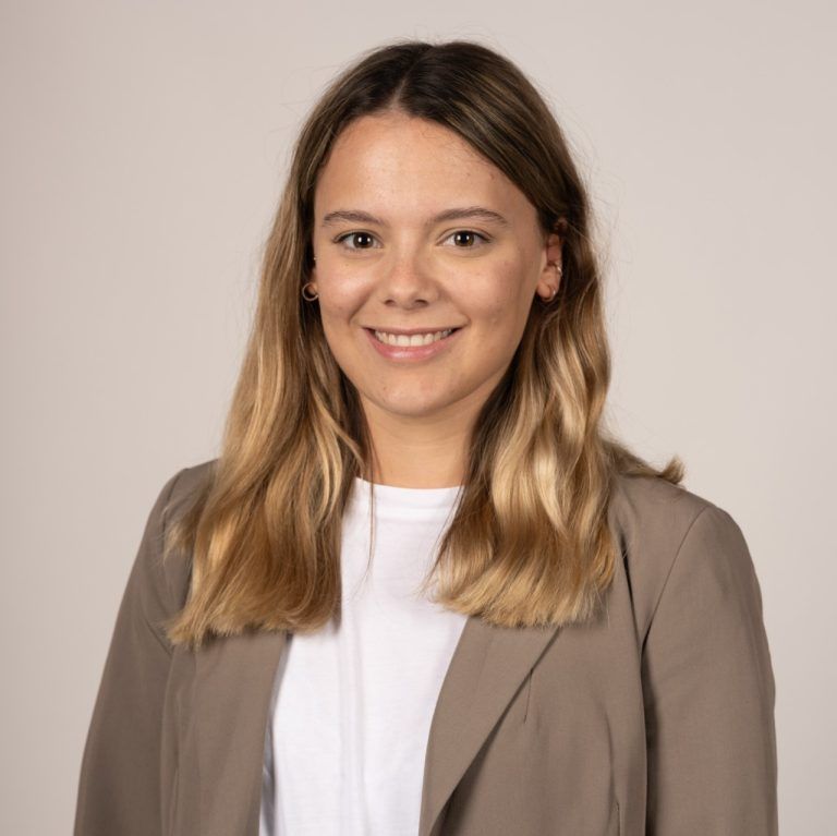 Iris Ströhle, Omicorn electronics; Human Resources; Code Base Camp