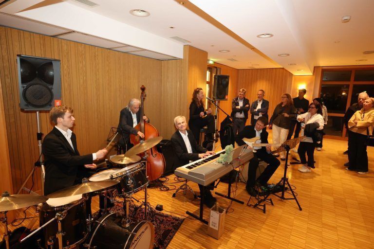 Höhepunkt in Musikerleben: Feine Partymusik im Kleinen Saal.
