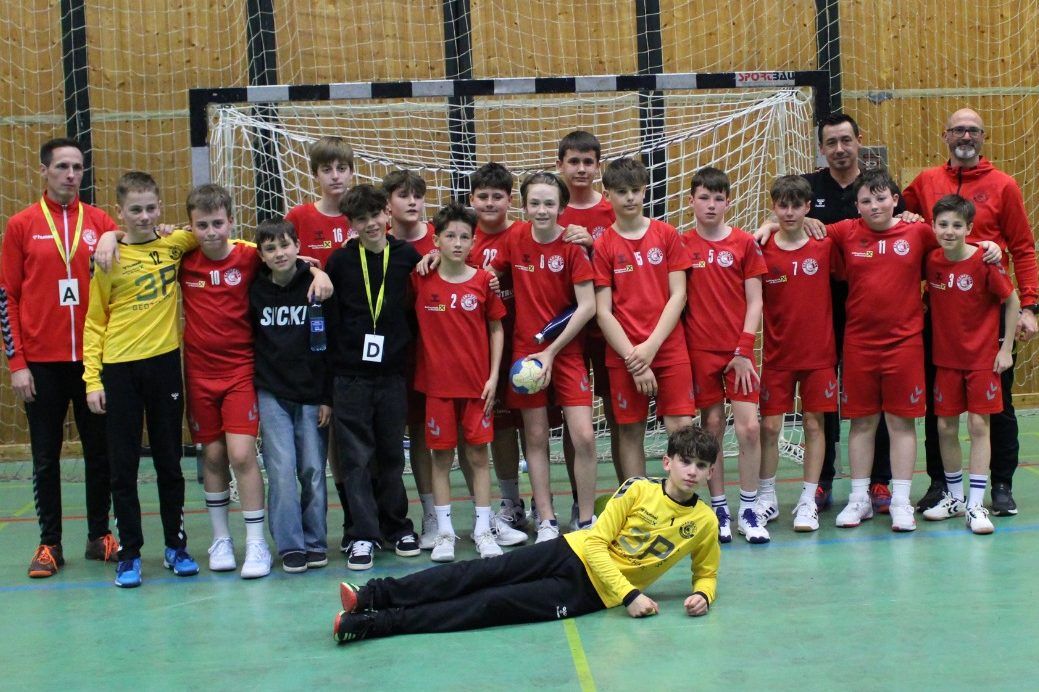 TS Dornbirn Handball U12 wird Vizemeister: Glückliche Vize-Landesmeister: Die U12 von TS Dornbirn Handball. (Quelle: TS Dornbirn Handball)