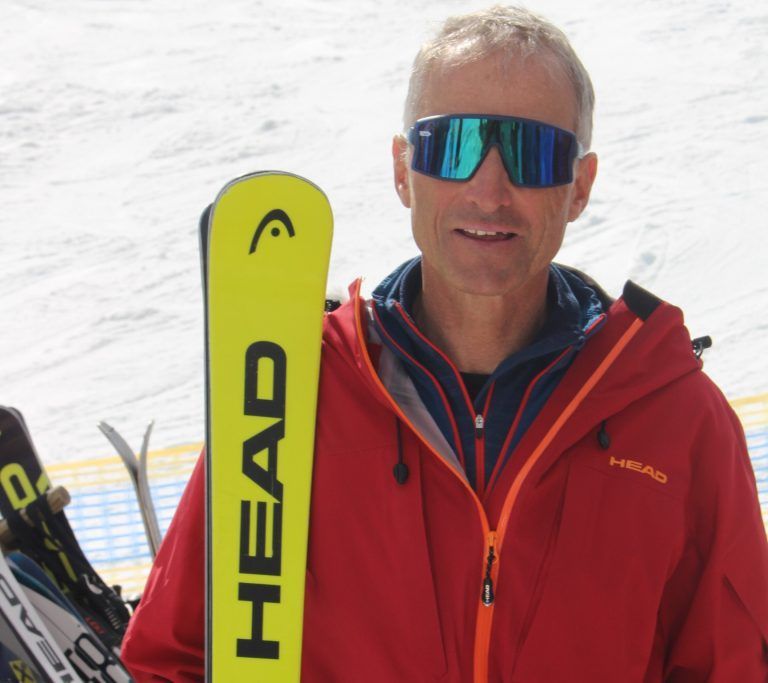 Wälder Skischulen im Rennlaufmodus: Viel Lob der Kolleginnen und Kollegen gab es für den Kurssetzer Hubert Strolz. STP