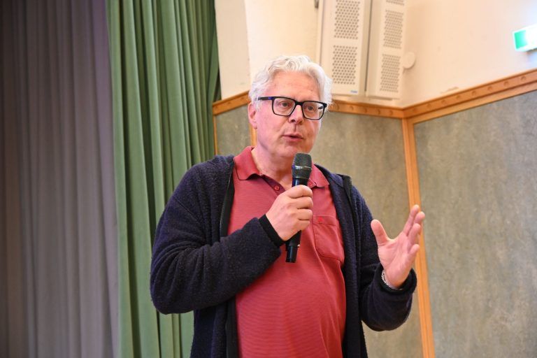 Neue Räumlichkeiten werden gesucht: Nach der Versammlung referierte Prim.i.R. Dr. Reinhard Bacher über das Thema Demenzerkrankung.