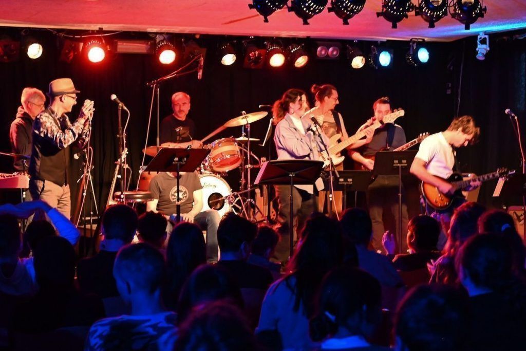 Jazzseminar begeistert Schüler mit Live-Konzert