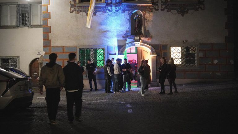 Osternacht trifft Techno