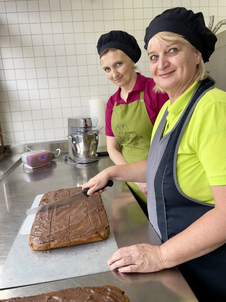 Gold für die Schulküche des Bildungscampus: Regional, gesund und kindgerecht: Nachtisch gibt es nicht immer - aber den wollen alle!