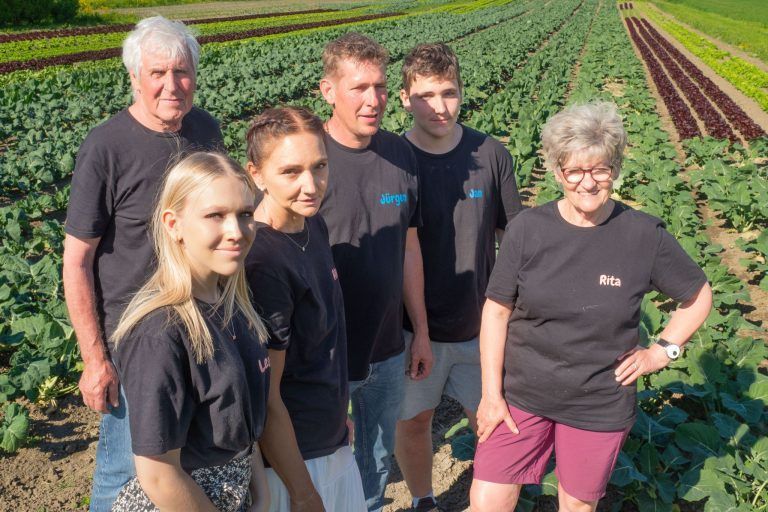 Leopold, Leonie, Alexandra, Jürgen, Jan und Rita Meusburger
