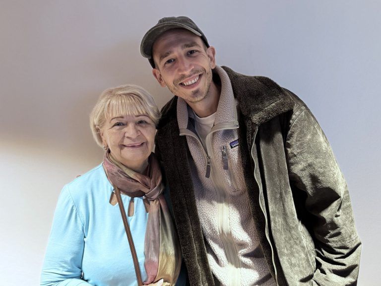 Impuls für ein Miteinander: Unter den Gästen: Schauspieler Johny Ritter mit seiner Oma Maria.