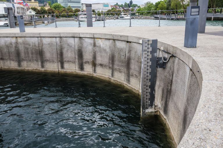 Niedrigwasser „behindert“ Hohentwiel