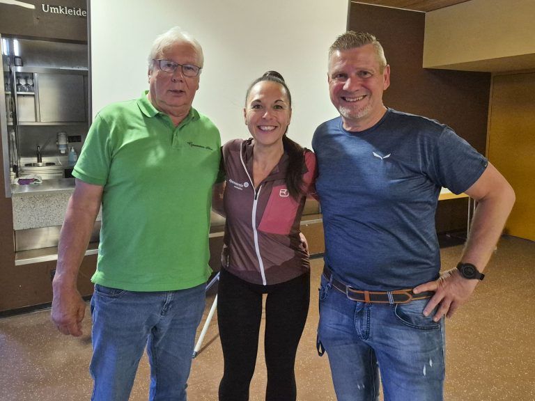 Stefan und Katja Wiech zusammen mit Richard Fritz (Gauenstein Aktiv)
