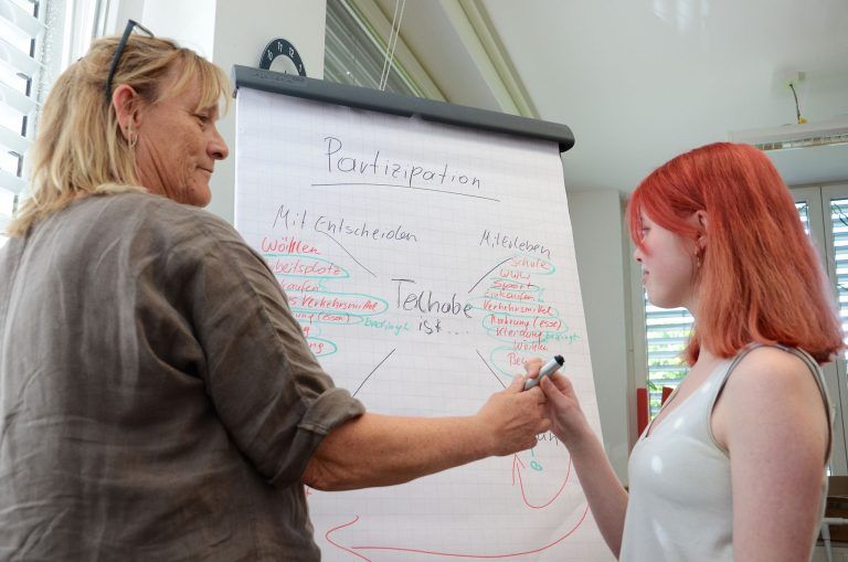 „Auch du kannst es schaffen“: In Gabriele Erne hat Nadja eine verständnisvolle Trainerin im Programm AusbildungsFIT.