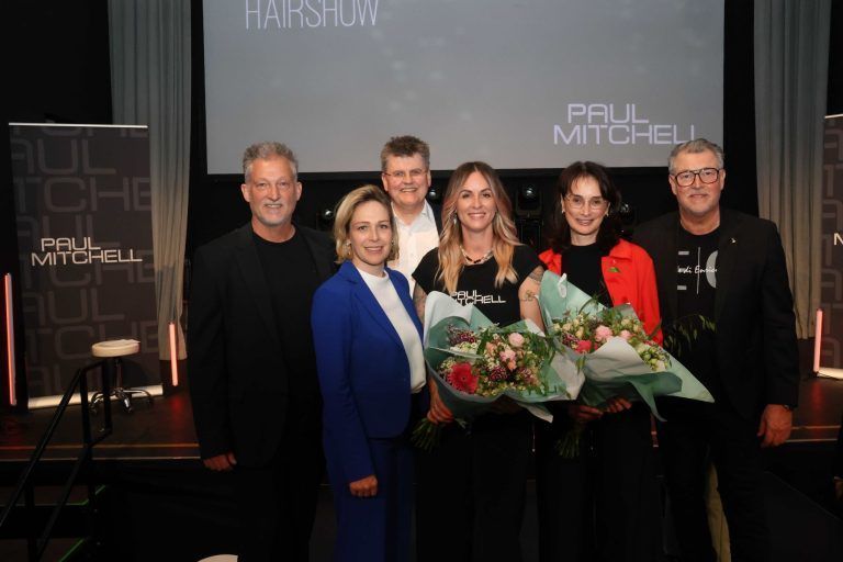 Alex Brendel (Paul Mitchell), Gurdrun Petz-Bechter und Bernhard Feigl, Michelle Barnes (Paul Mitchell), Sonja Wallner und IM Günther Plaickner.(WKV),