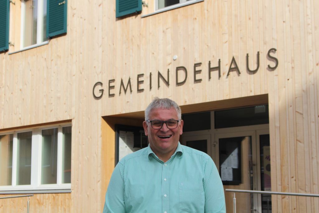 Langen stellt „neues“ Gemeindehaus vor