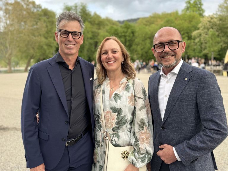 Choreografische Präzision und Ausdruckskraft: Bürgermeister Michael Ritsch mit Claudia und Reinhard Knoflach.