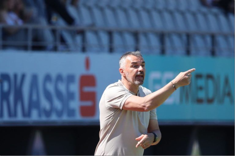 Yavuz Bal rettet Punkt für Feldkirch: Feldkirch Trainer Oliver Schnellrieder war zufrieden.