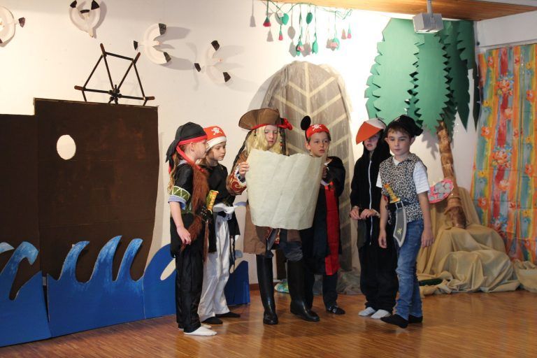 Die magische Schatztruhe: Theater voller Fantasie: Die Schatzkarte wurde gefunden.